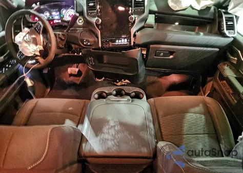 2026 Ram 2500 Big Horn z USA, uszkodzony, nr VIN 3C6UR5DJ3TG196966